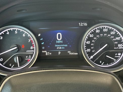 Used 2022 Toyota Camry LE AWD/4WD image 22