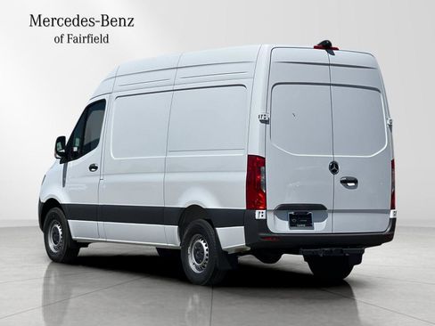 Used 2026 Mercedes-Benz Sprinter 2500 image 5