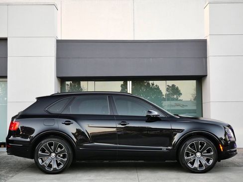 Used 2020 Bentley Bentayga image 5