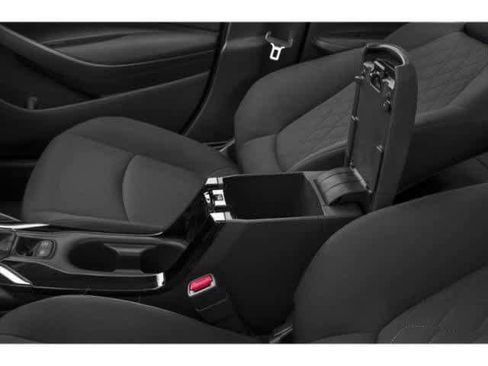 Used 2022 Toyota Corolla LE FWD image 17