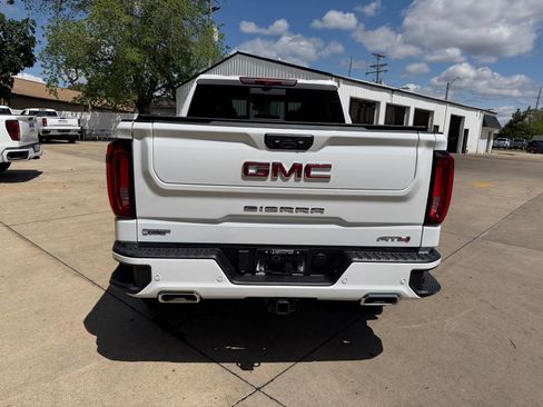 New 2026 GMC Sierra 1500 AT4 w/ AT4 Premium Package AWD/4WD image 30