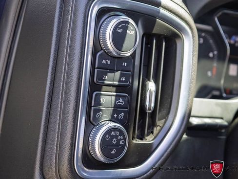 Used 2022 GMC Sierra 2500 Denali w/ Denali Ultimate Package AWD/4WD image 29