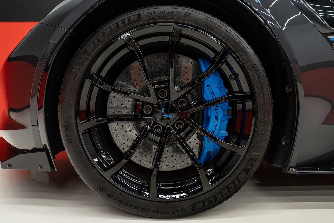 Used 2017 Chevrolet Corvette Grand Sport RWD image 34