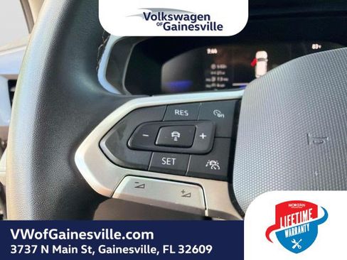 Used 2024 Volkswagen Taos SE FWD image 26