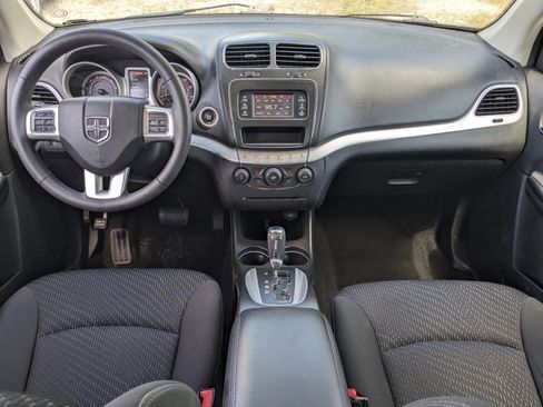 Used 2018 Dodge Journey SE w/ Connectivity Group image 12