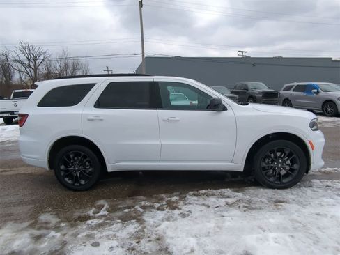 Certified 2023 Dodge Durango SXT Launch Edition w/ SXT Blacktop Group image 15