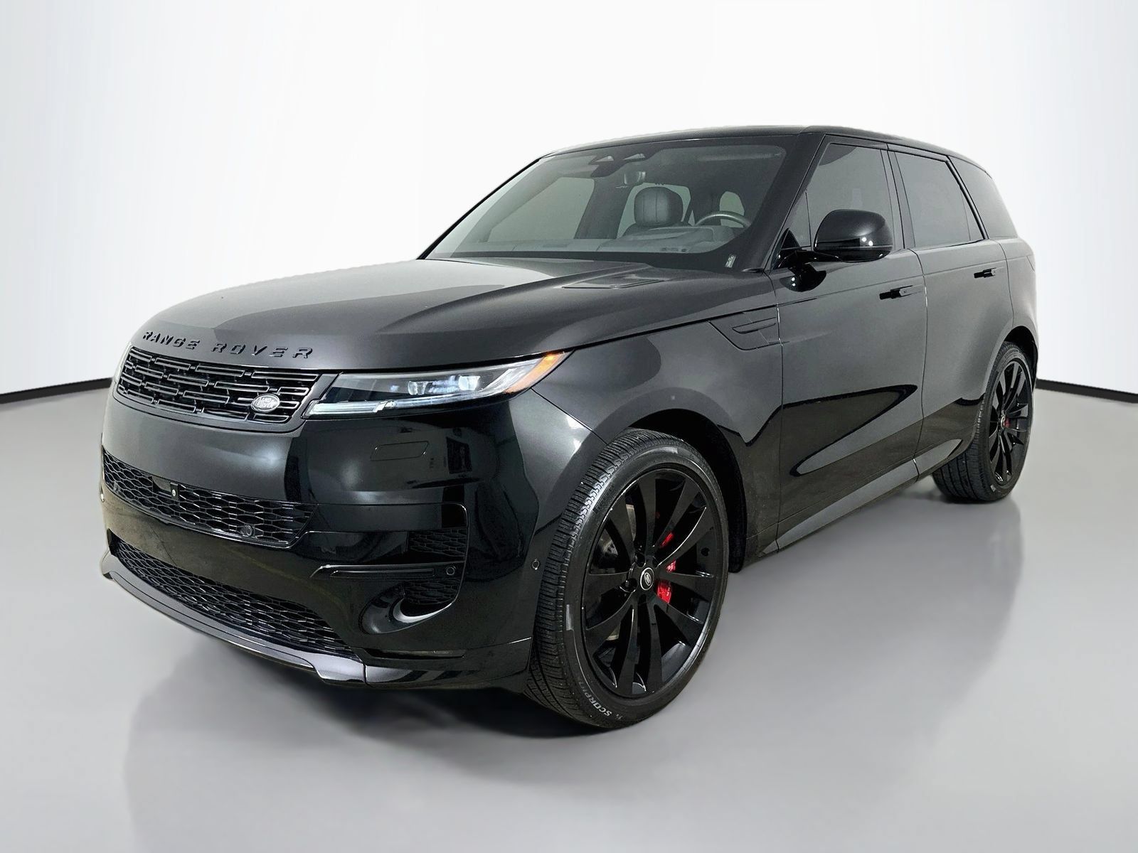 Used 2025 Land Rover Range Rover Sport Dynamic SE AWD/4WD image 1