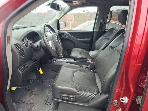 Used 2021 Nissan Frontier PRO-4X w/ Pro-4x Utility Package image 5