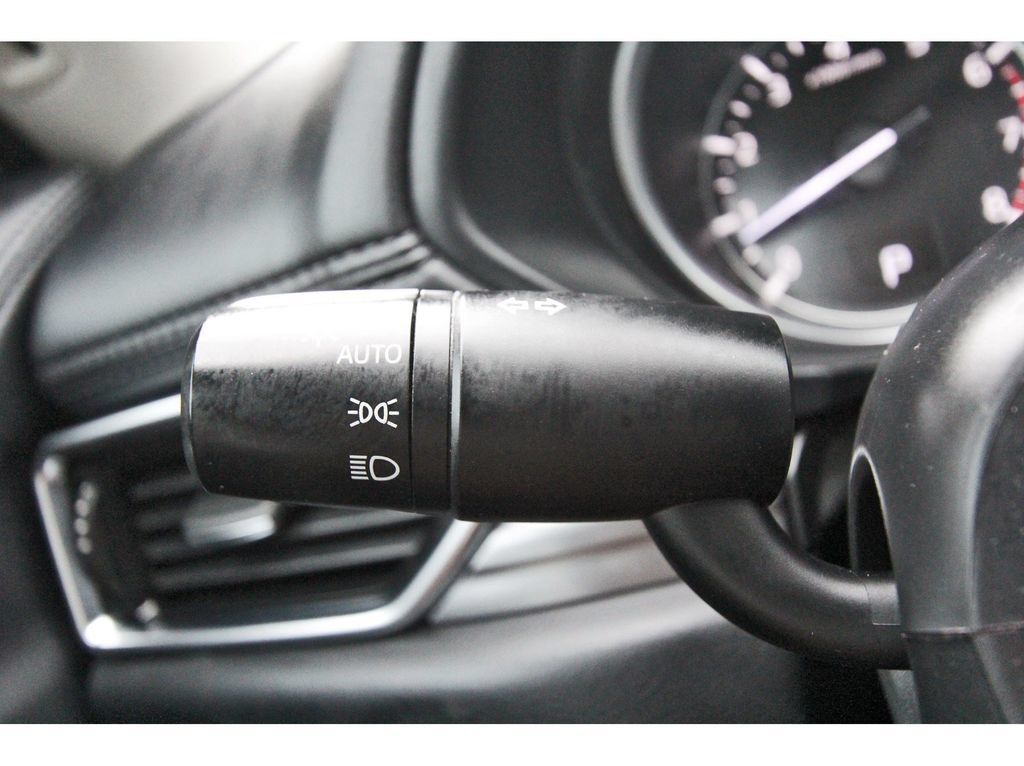 Used 2021 MAZDA CX-5 Touring w/ Touring Preferred SV Package FWD image 18