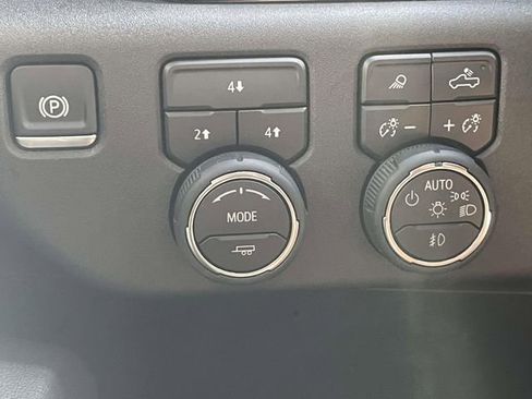 Used 2025 Chevrolet Silverado 2500 LT w/ Trail Boss Package image 26