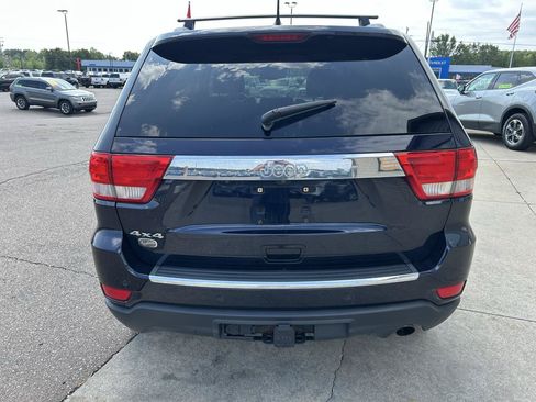 Used 2011 Jeep Grand Cherokee Overland AWD/4WD image 6