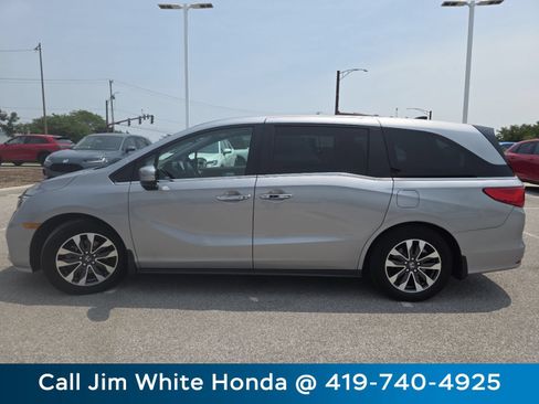 Used 2024 Honda Odyssey EX-L image 10