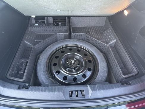 Certified 2022 Ford Edge SE w/ Cargo Accessory Package image 46