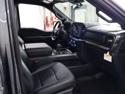 Certified 2025 Ford F150 Lariat w/ Equipment Group 501A Mid image 28