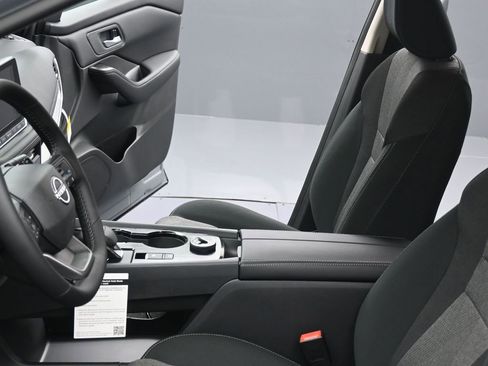 New 2026 Nissan Rogue SV w/ Cold Weather Package image 19