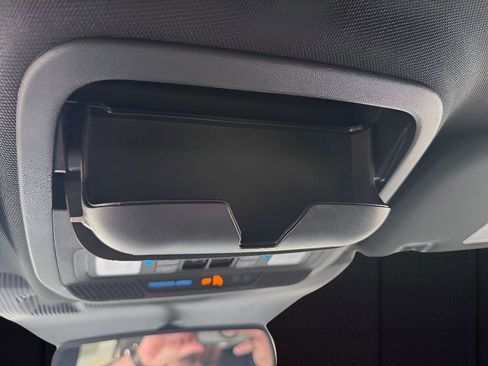 Used 2025 Ford Explorer ST-Line w/ Premium Package image 26