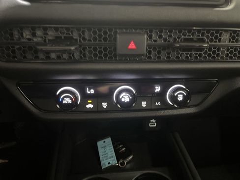 Used 2024 Honda HR-V LX image 18
