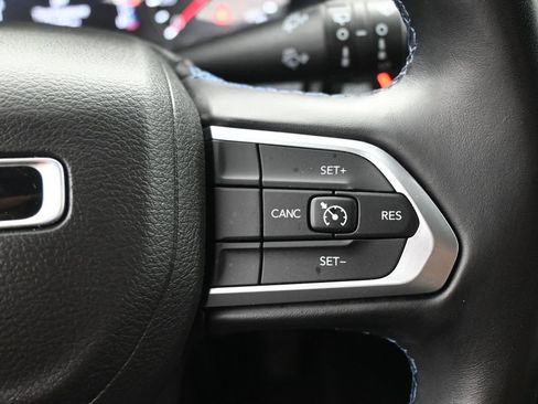 Used 2022 Jeep Compass Latitude w/ Convenience Group AWD/4WD image 24