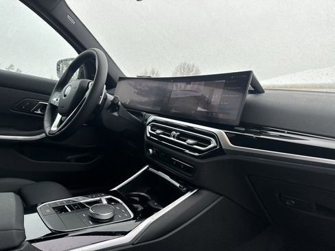 Certified 2024 BMW 330i xDrive Sedan w/ Premium Package image 27