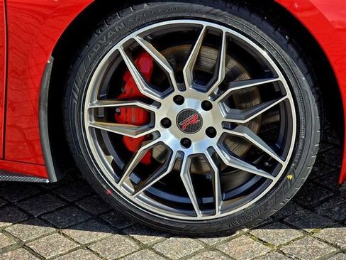Used 2023 Chevrolet Corvette Stingray Premium Conv w/ Z51 Performance Package RWD image 25