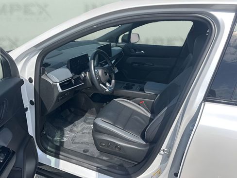 Used 2024 Honda Prologue Touring image 9