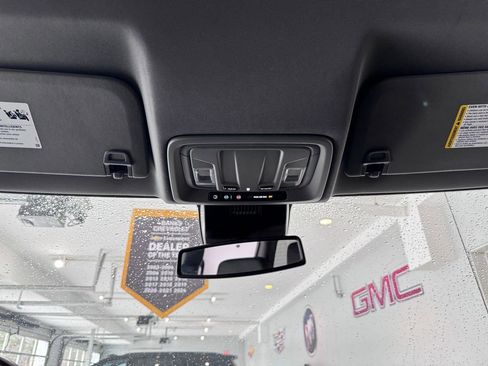 Certified 2025 GMC Sierra 1500 SLT AWD/4WD image 26