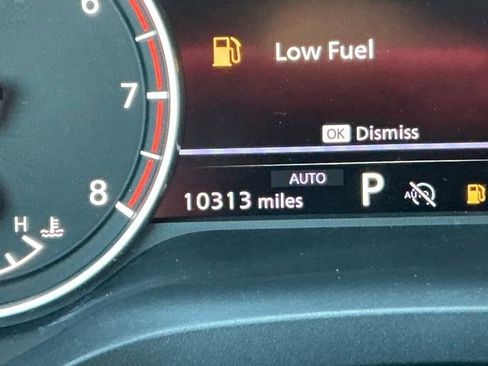 Used 2025 Nissan Rogue SV AWD/4WD image 29