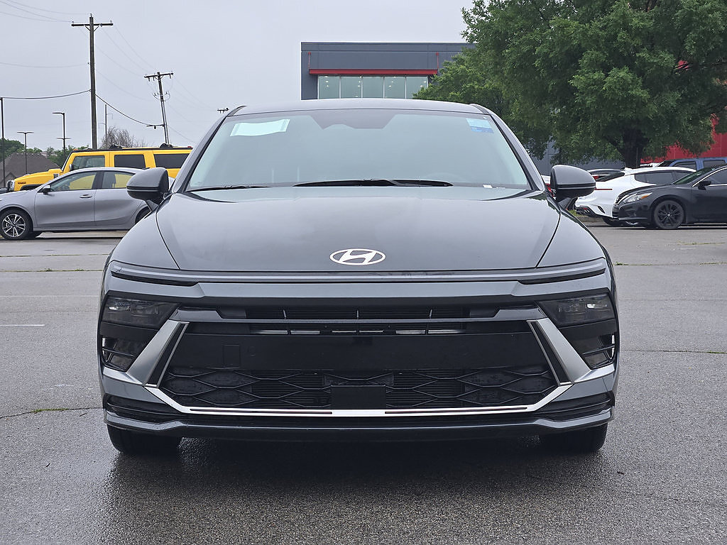 New 2026 Hyundai Sonata SEL FWD image 2