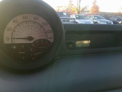 Used 2005 Scion xB image 13