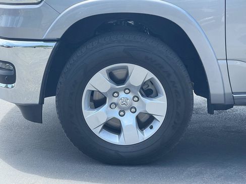 Used 2025 RAM 1500 Big Horn AWD/4WD image 13