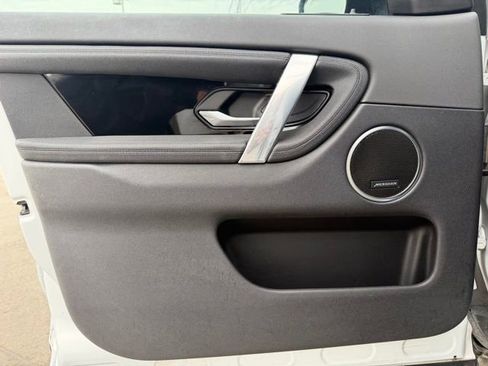 Used 2020 Land Rover Discovery Sport Standard image 10