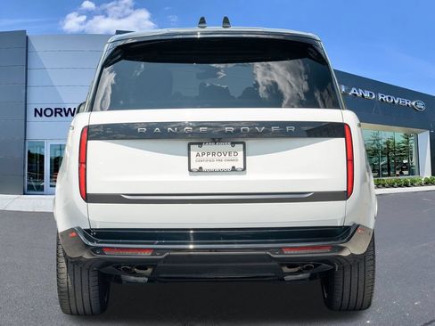 Used 2024 Land Rover Range Rover SE AWD/4WD image 5