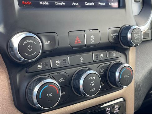 Used 2021 RAM 2500 Laramie image 17