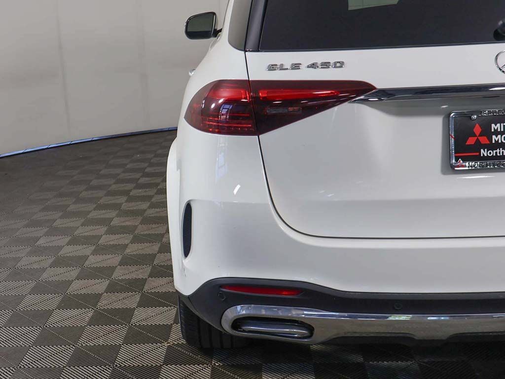 Used 2024 Mercedes-Benz GLE 450 4MATIC w/ AMG Line Exterior image 18
