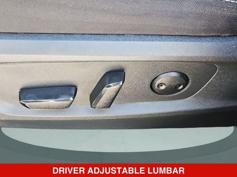 Used 2024 Nissan Pathfinder SV FWD image 16