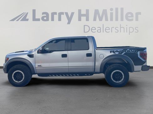 Used 2014 Ford F150 Raptor w/ Equipment Group 801A Luxury AWD/4WD image 2