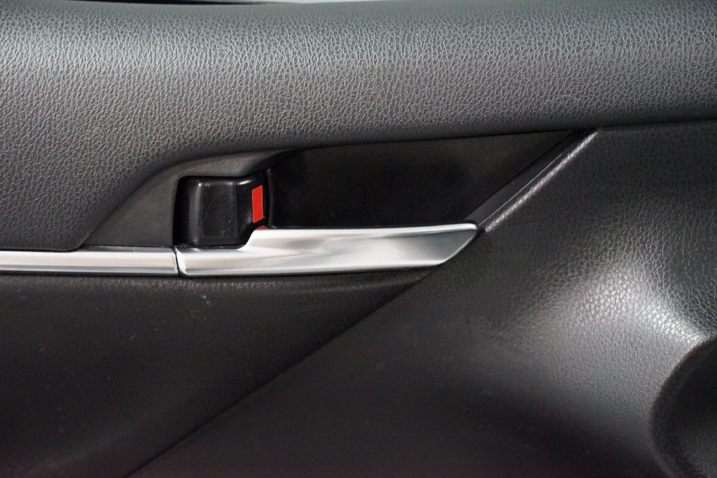 Certified 2024 Toyota Camry SE FWD image 30