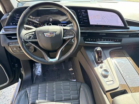 Used 2024 Cadillac Escalade Sport Platinum w/ LPO, ONYX Package image 20