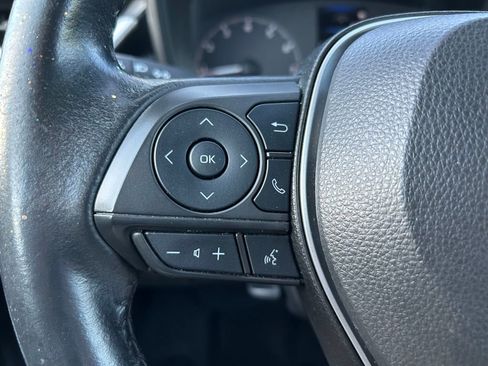 Used 2023 Toyota Corolla SE image 19