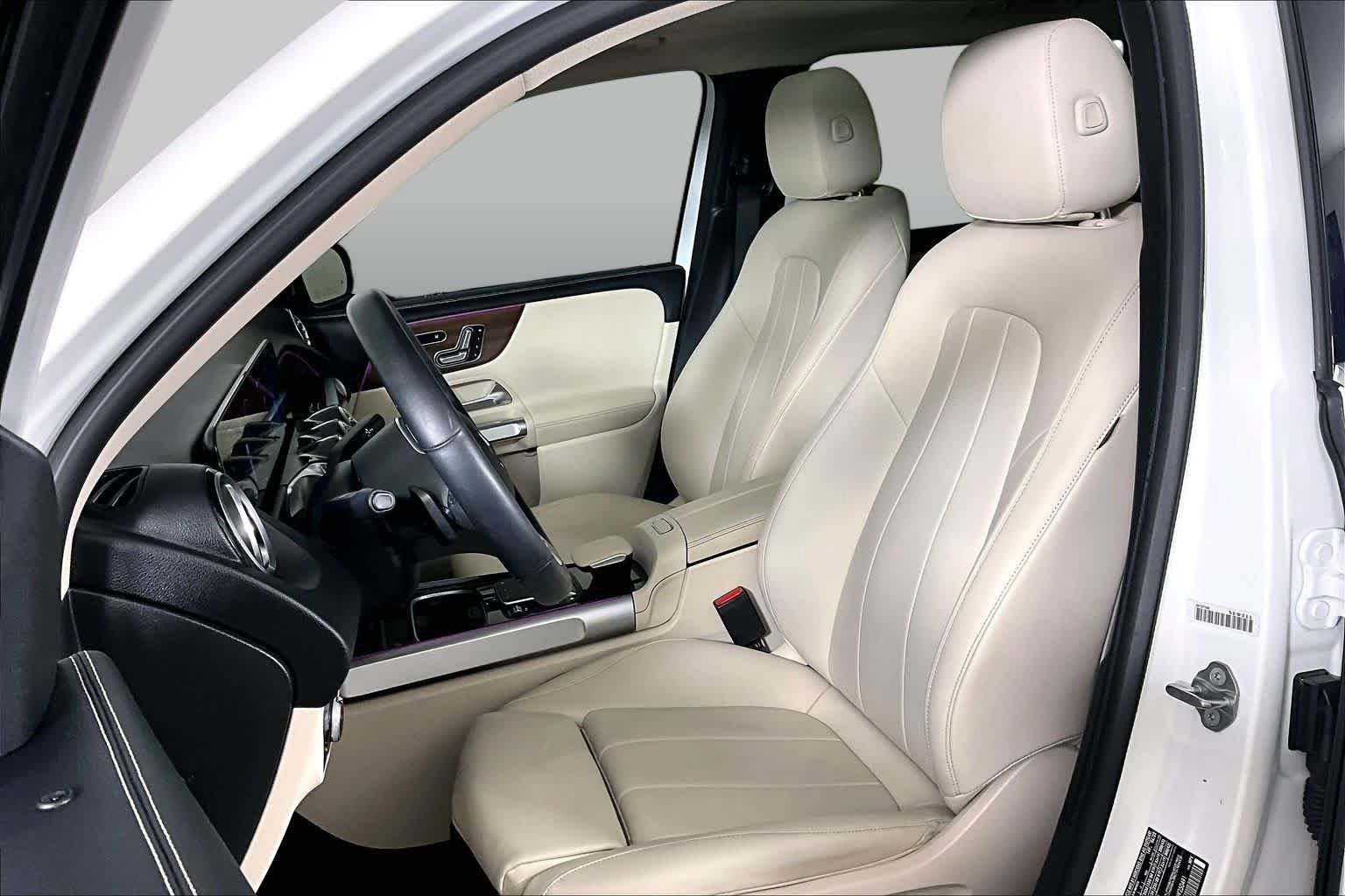 Used 2022 Mercedes-Benz GLB 250 image 8