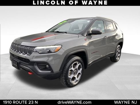 Used 2022 Jeep Compass Trailhawk w/ Trailhawk Elite Group image 1