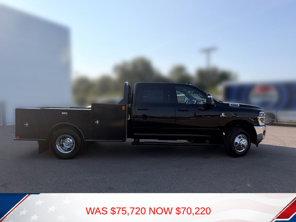 New 2026 RAM 3500 Tradesman w/ Chrome Appearance Group A AWD/4WD image 4