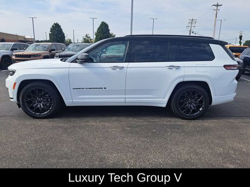 Certified 2025 Jeep Grand Cherokee L Summit AWD/4WD image 7