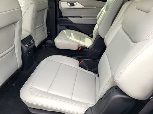 New 2026 Ford Explorer Active w/ Active Comfort Package image 14