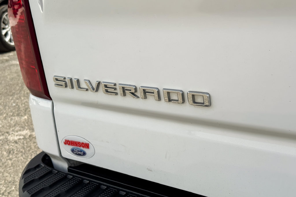 Used 2021 Chevrolet Silverado 1500 W/T w/ WT Value Package AWD/4WD image 13