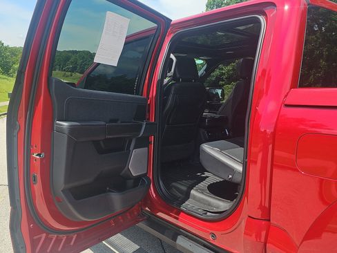 Used 2023 Ford F150 Lariat w/ Equipment Group 502A High AWD/4WD image 15