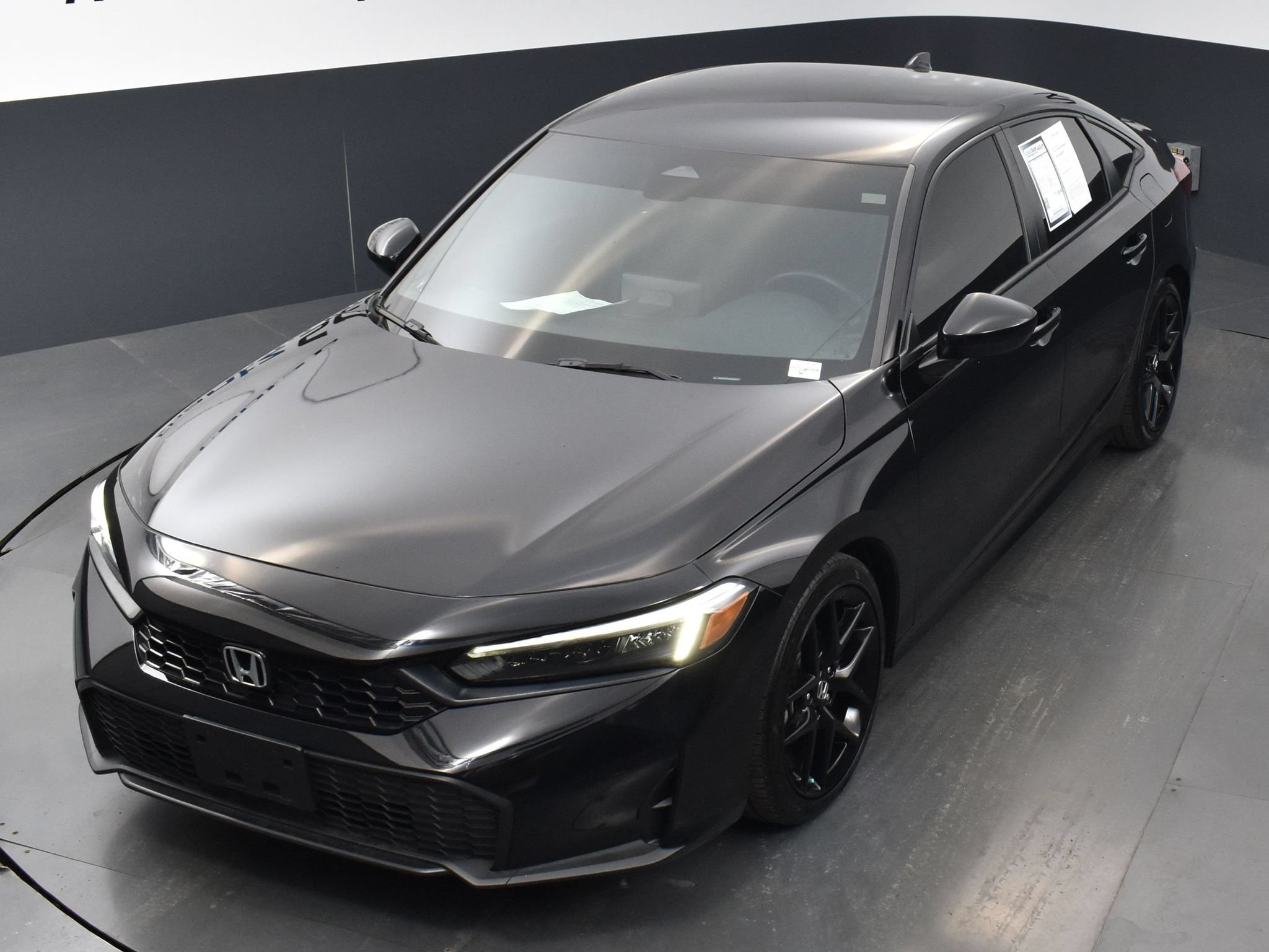Used 2025 Honda Civic Sport image 9