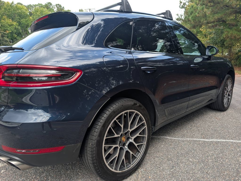 Used 2018 Porsche Macan S AWD/4WD image 5