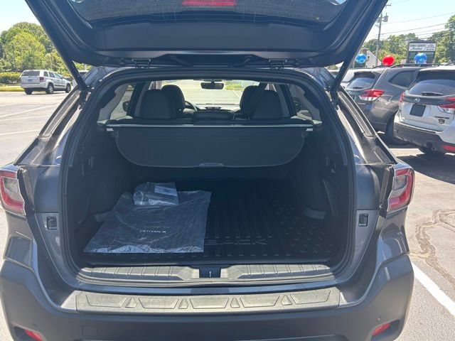 Used 2025 Subaru Outback Limited AWD/4WD image 10