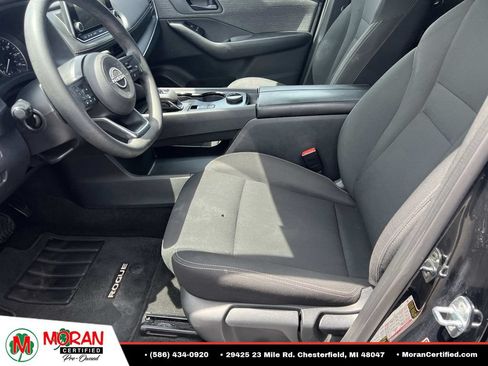Used 2023 Nissan Rogue S AWD/4WD image 16